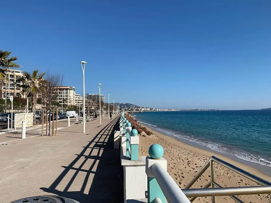Azur 015 Yourhosthelper Classe 2 Etoiles Cannes