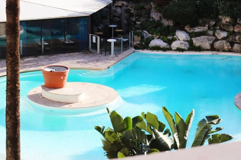 Azur 015 Yourhosthelper Classe 2 Etoiles Cannes 0*,