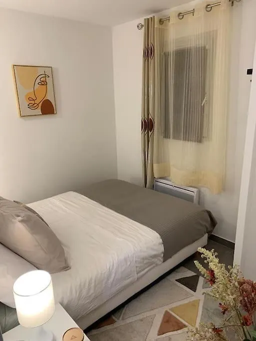 Azur 015 Yourhosthelper Classe 2 Etoiles Cannes 0*,