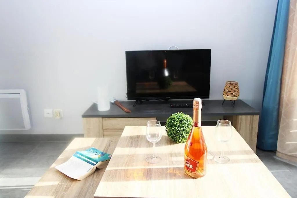 Apartment Azur 015 Yourhosthelper Classe 2 Etoiles Cannes